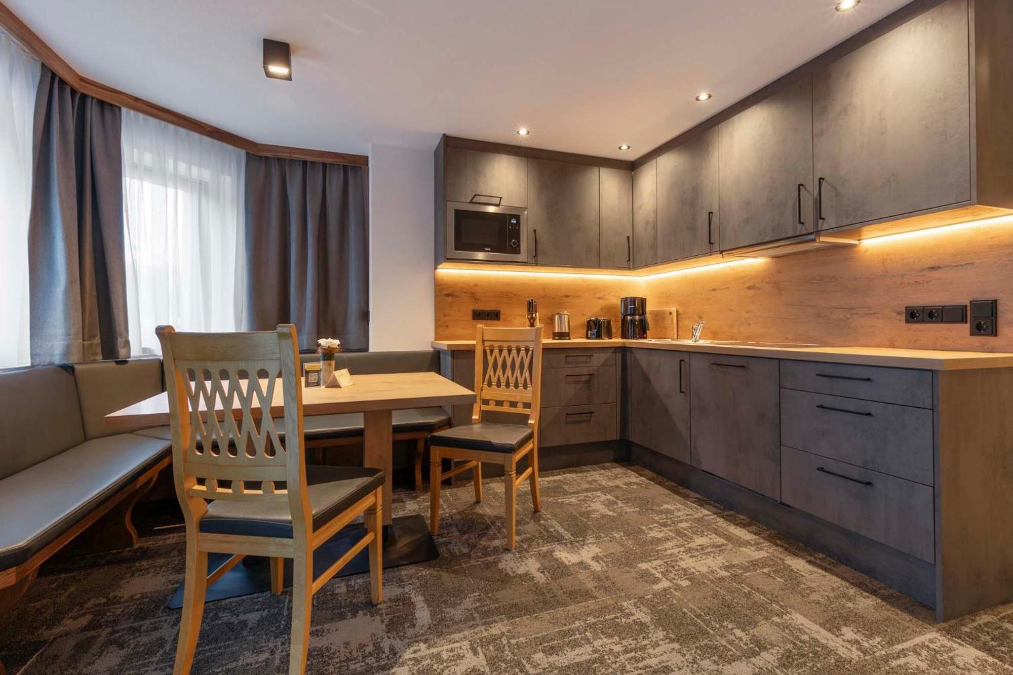 Appartements Kardona Ischgl Ngoại thất bức ảnh
